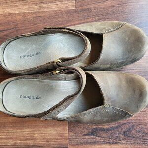 Patagonia Clogs slip on brown distressed leather with adjustable strap size 38